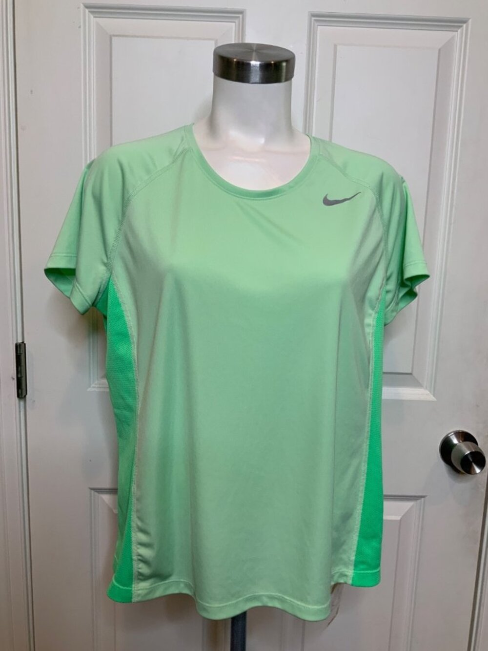 Nike Green Dri-Fit Short Sleeve Running Top, Size 1X